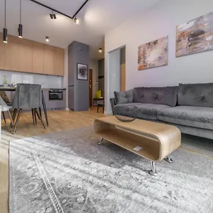Bright And Charming- Golden Apartments- Center&s18 Apartament