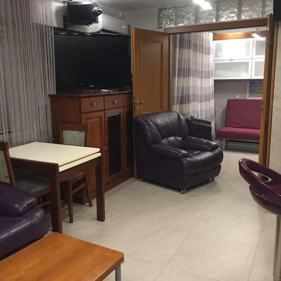 Karmelek Apartament Warszawa